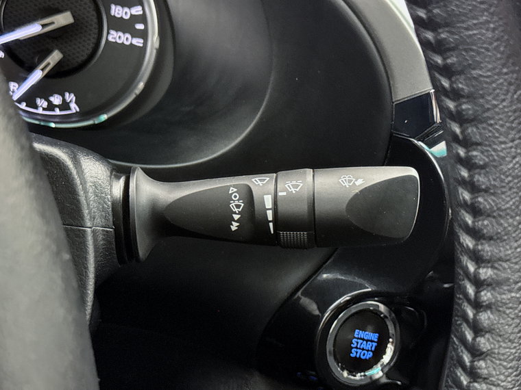 Vehicle Image 26