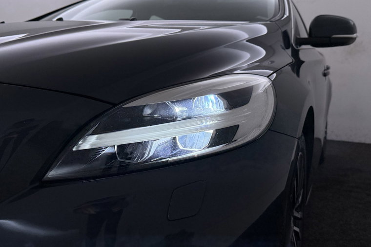 Vehicle Image 37