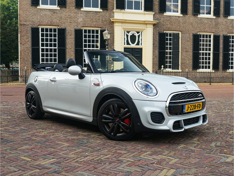 MINI Cooper Cabrio
