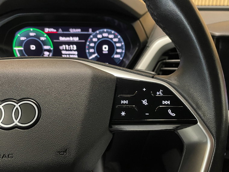 Vehicle Image 39
