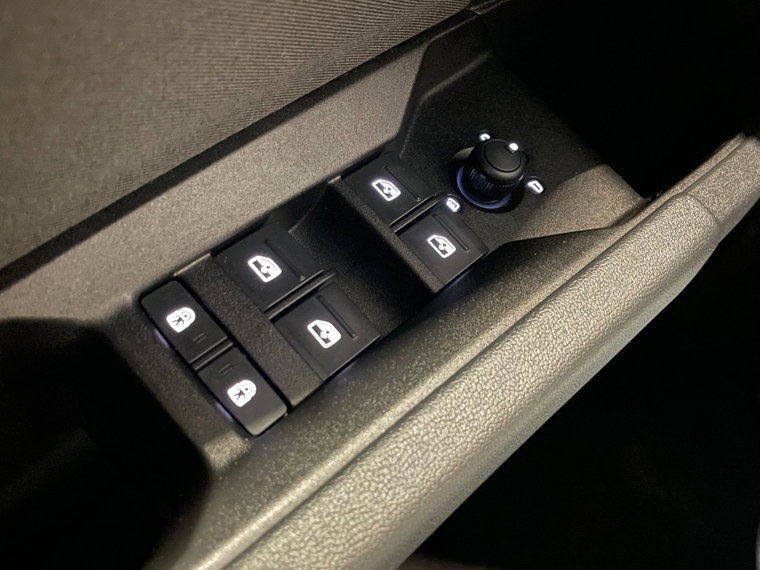 Vehicle Image 42