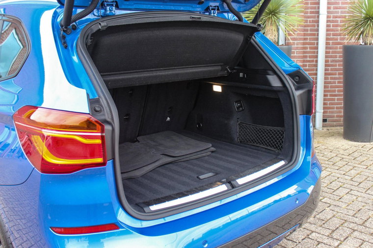 Vehicle Image 33