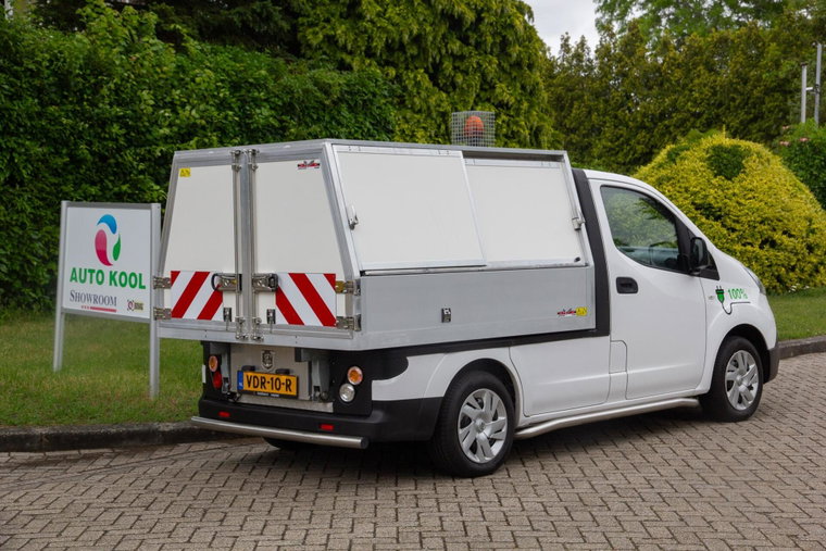 Vehicle Image 21