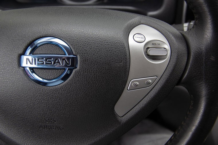 Vehicle Image 32