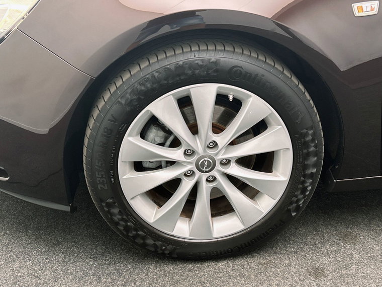 Vehicle Image 35