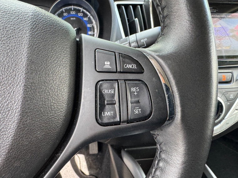 Vehicle Image 17