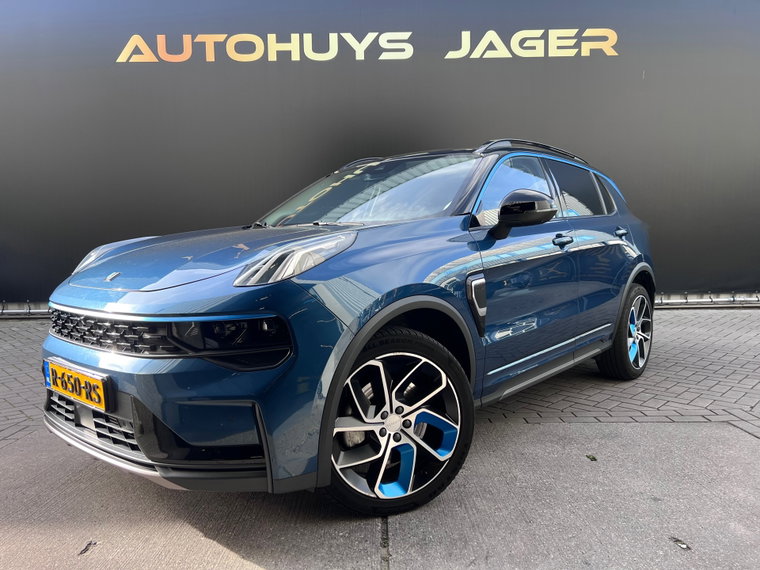 Lynk & Co 01