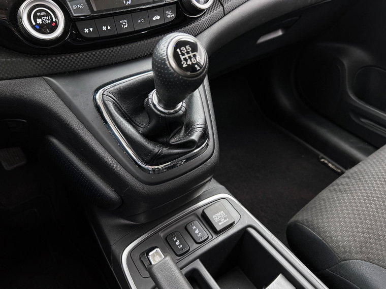 Vehicle Image 19
