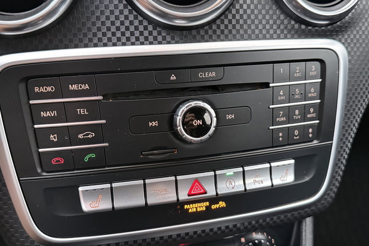 Vehicle Image 24