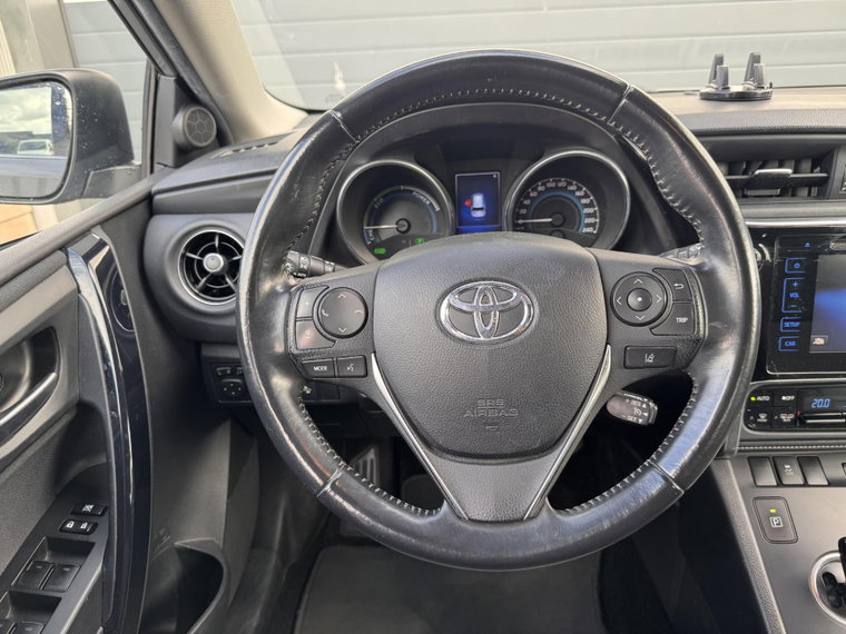 Vehicle Image 15