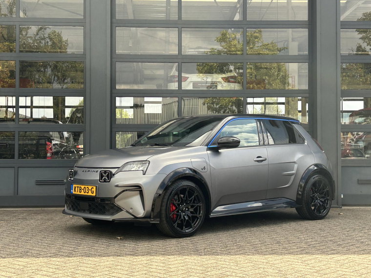 Vehicle Image 32