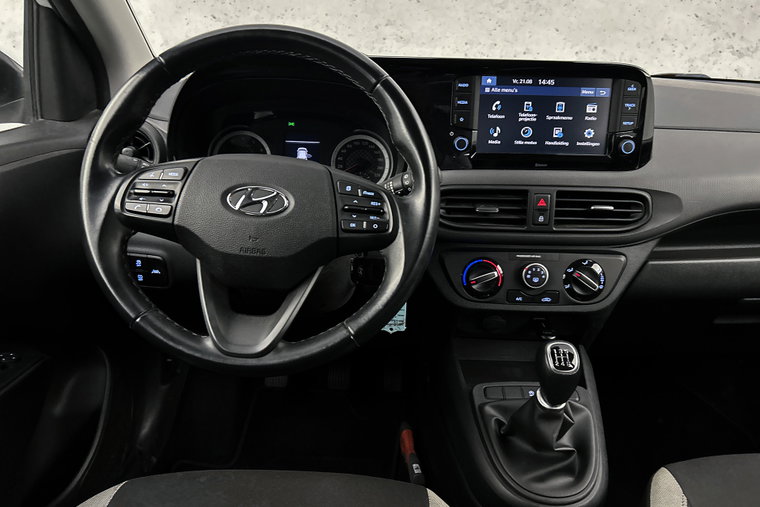 Vehicle Image 10