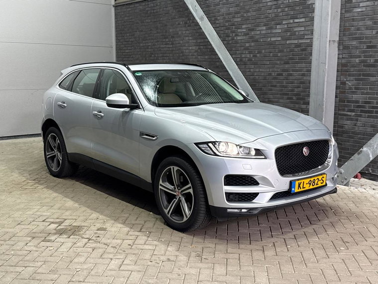Jaguar F-PACE