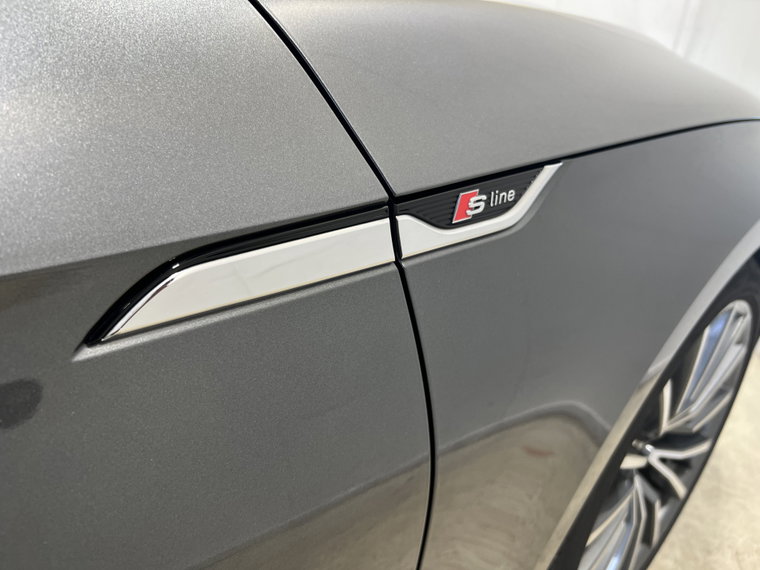 Vehicle Image 36