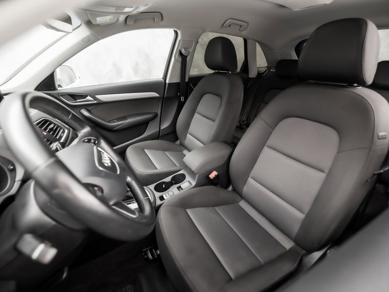 Vehicle Image 15