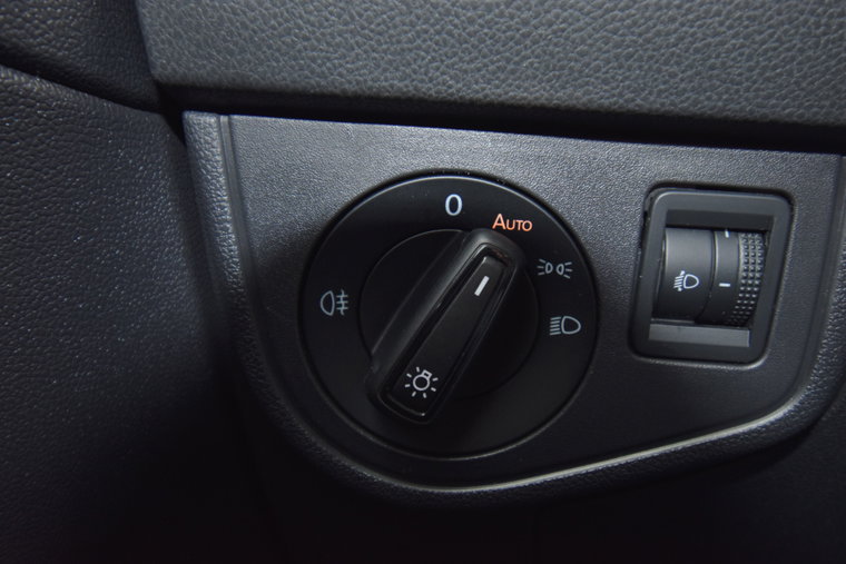 Vehicle Image 38