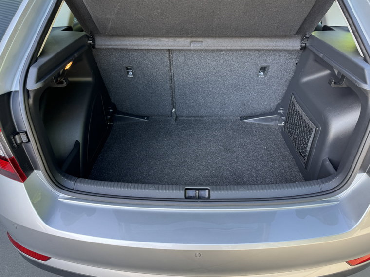 Vehicle Image 38