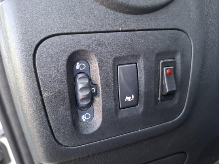 Vehicle Image 27