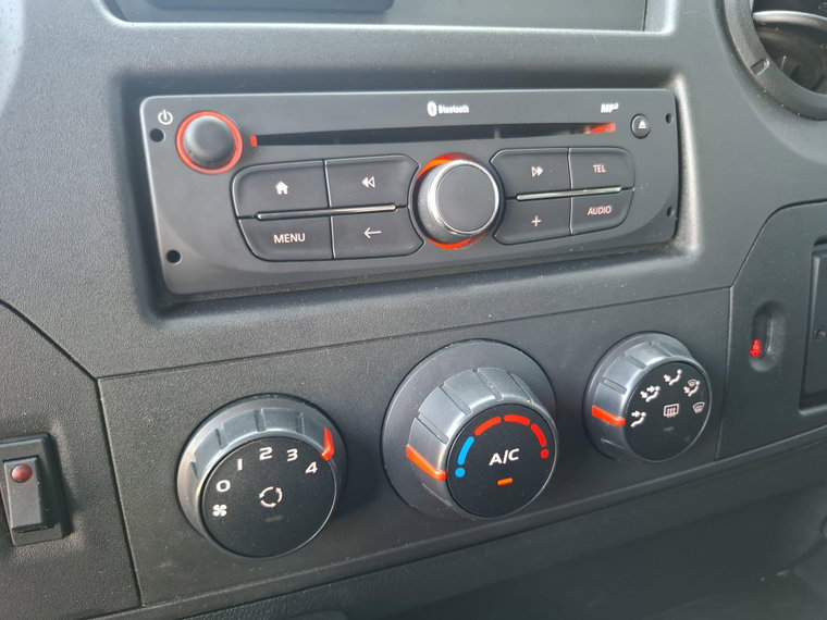 Vehicle Image 34