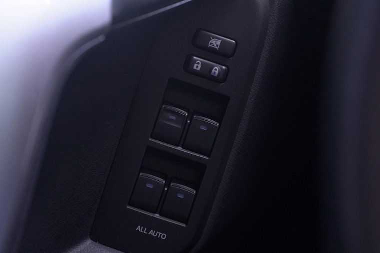 Vehicle Image 37