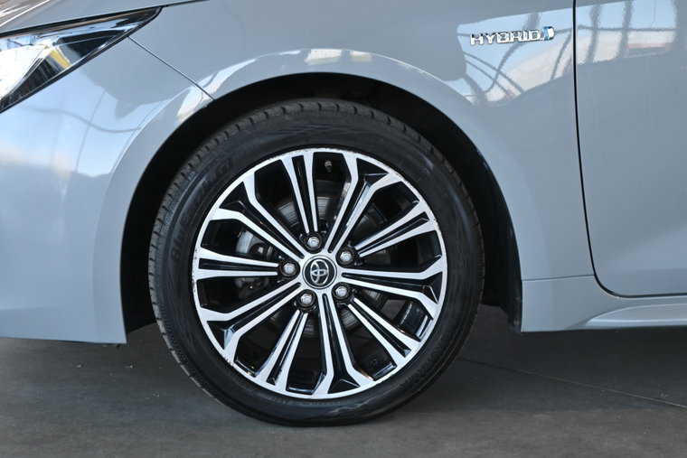 Vehicle Image 14
