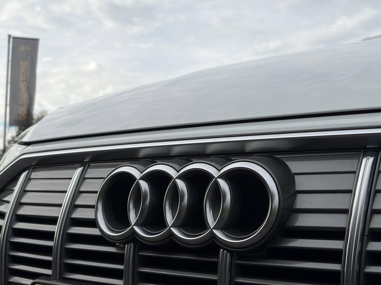 Vehicle Image 58