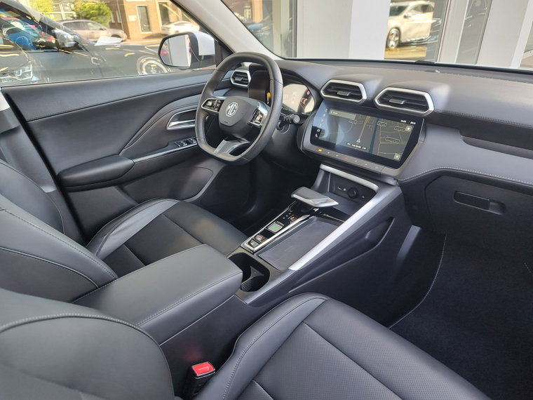 Vehicle Image 9