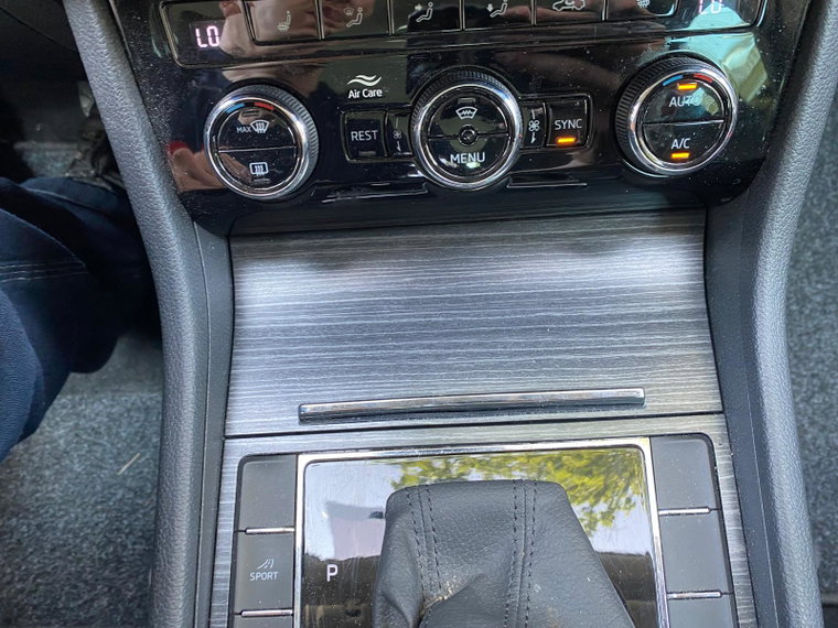 Vehicle Image 27
