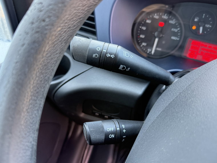 Vehicle Image 26
