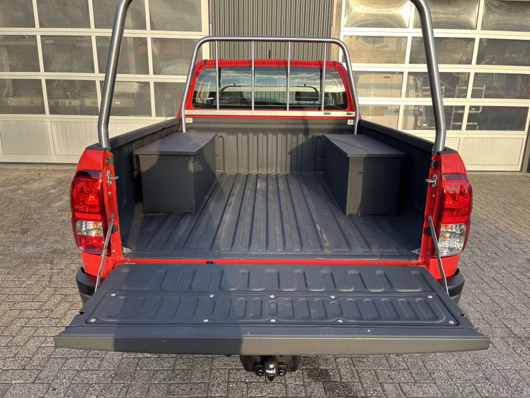 Vehicle Image 15