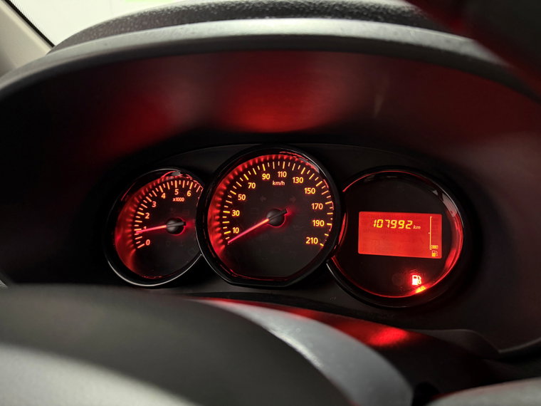 Vehicle Image 13
