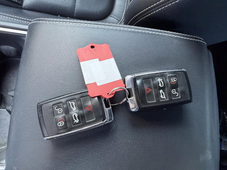 Vehicle Image 29