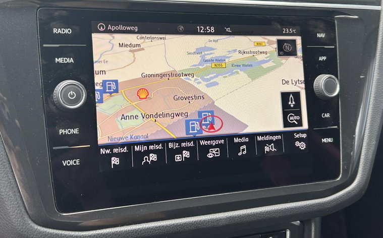 Vehicle Image 11