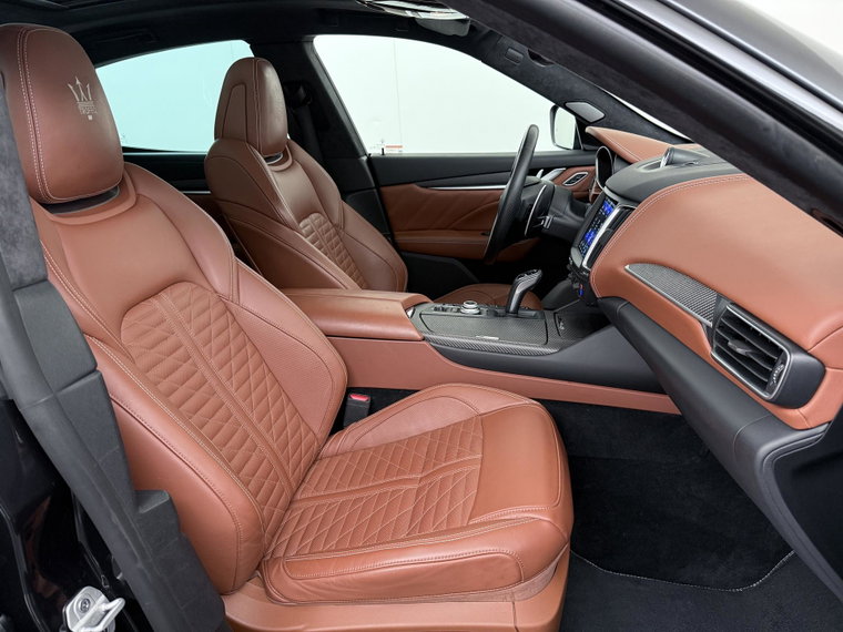 Vehicle Image 37