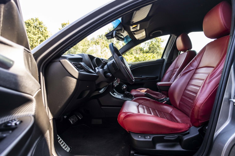 Vehicle Image 19