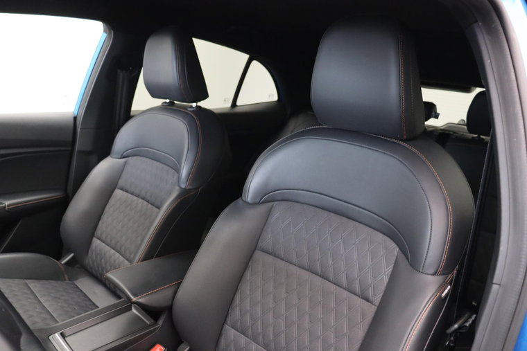 Vehicle Image 39