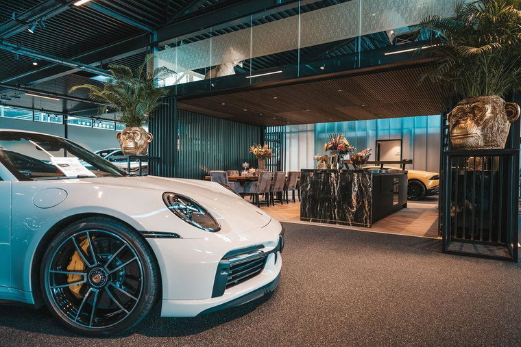 Vehicle Image 50