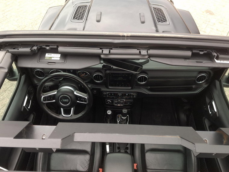 Vehicle Image 37