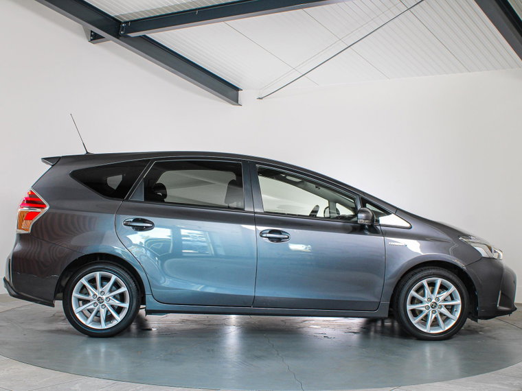 Vehicle Image 8