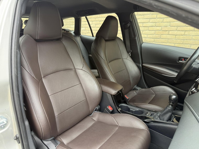 Vehicle Image 18
