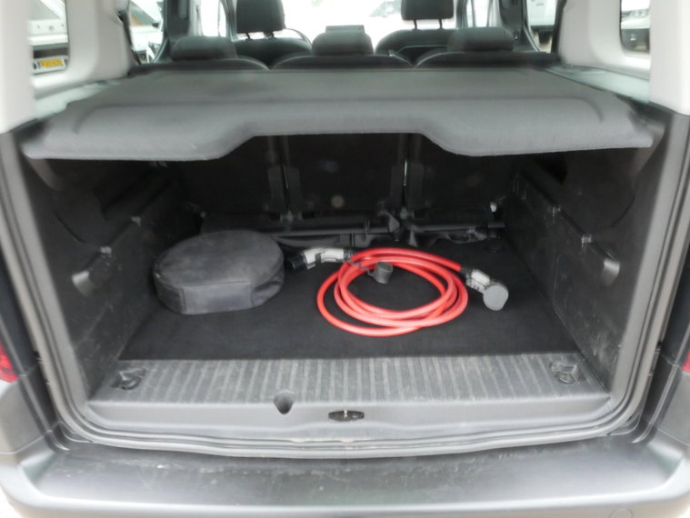 Vehicle Image 19