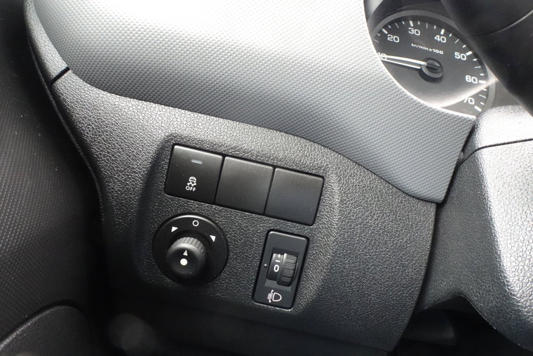 Vehicle Image 24