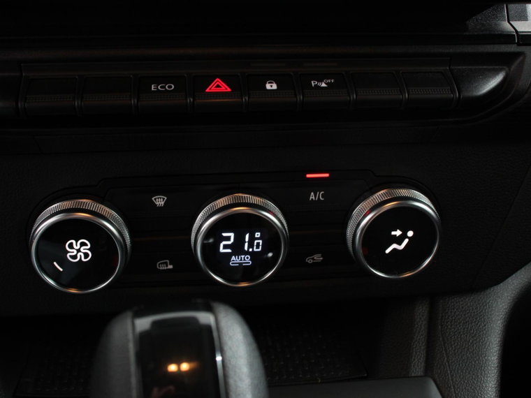 Vehicle Image 27