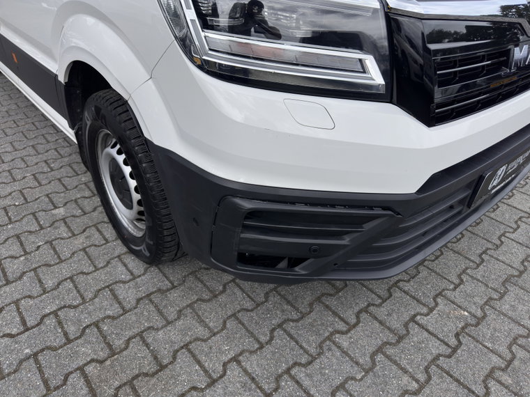 Vehicle Image 28