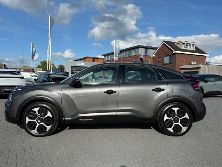 Vehicle Image 28