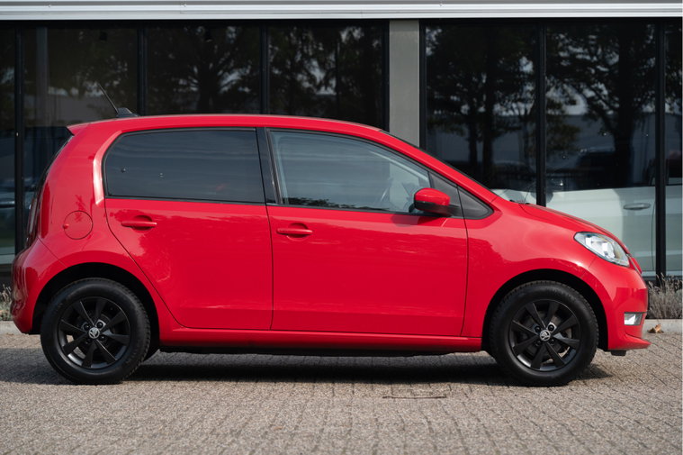 Vehicle Image 30