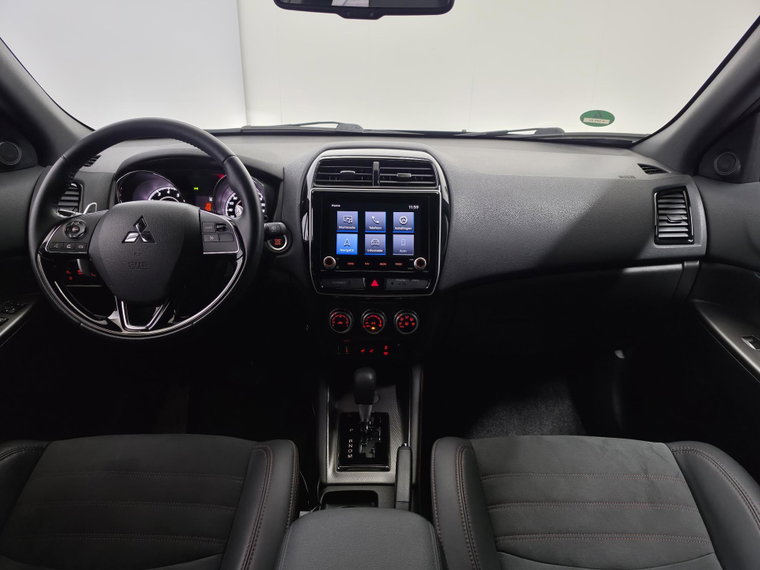 Vehicle Image 16