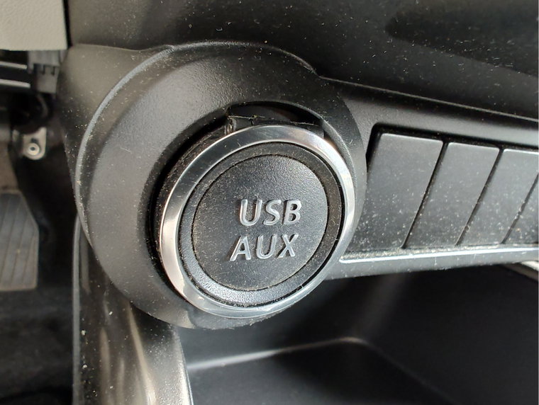 Vehicle Image 17
