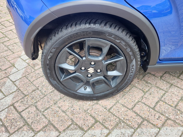 Vehicle Image 28