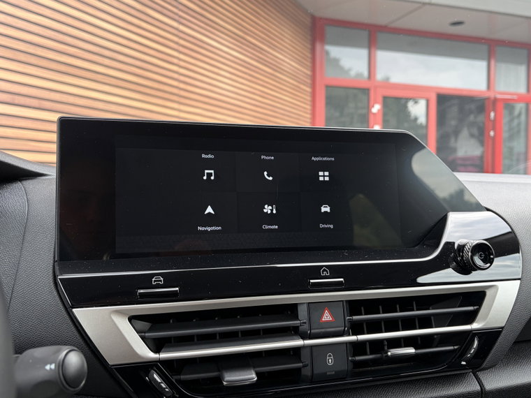 Vehicle Image 35
